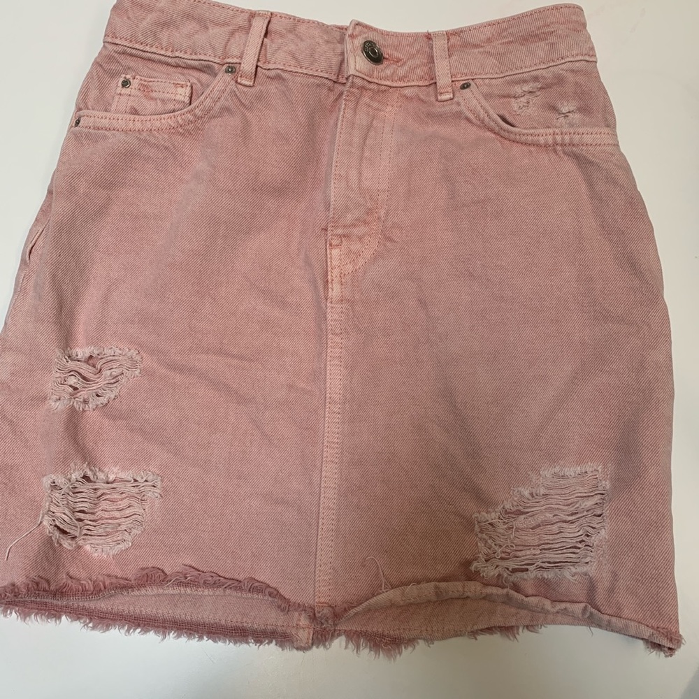 H&M pink denim skirt